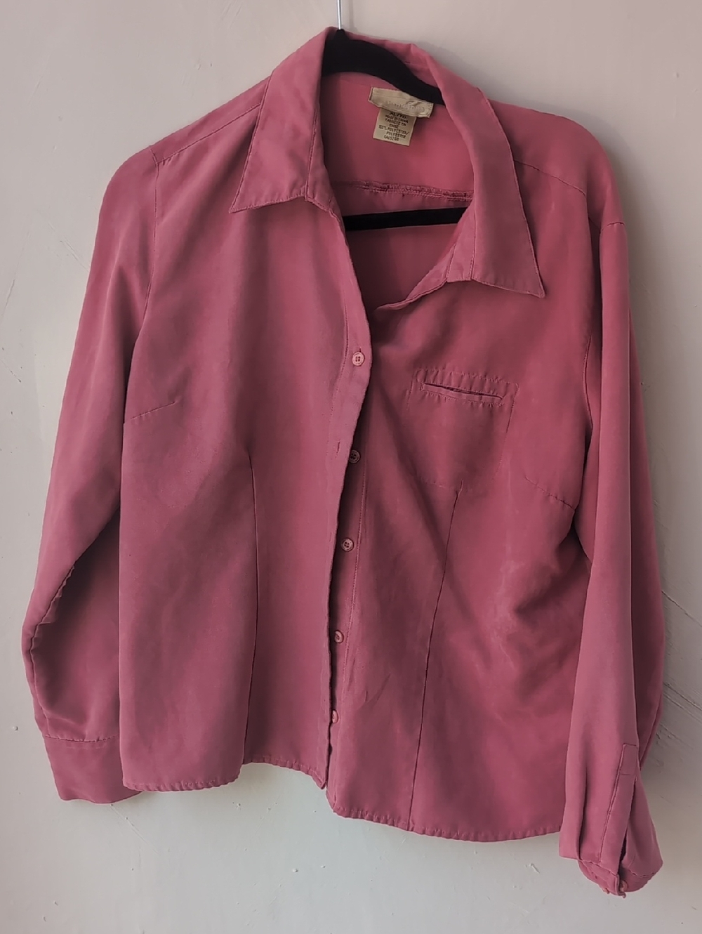 Soft Rose Button-Down Shirt with Classic Collar - Unbranded